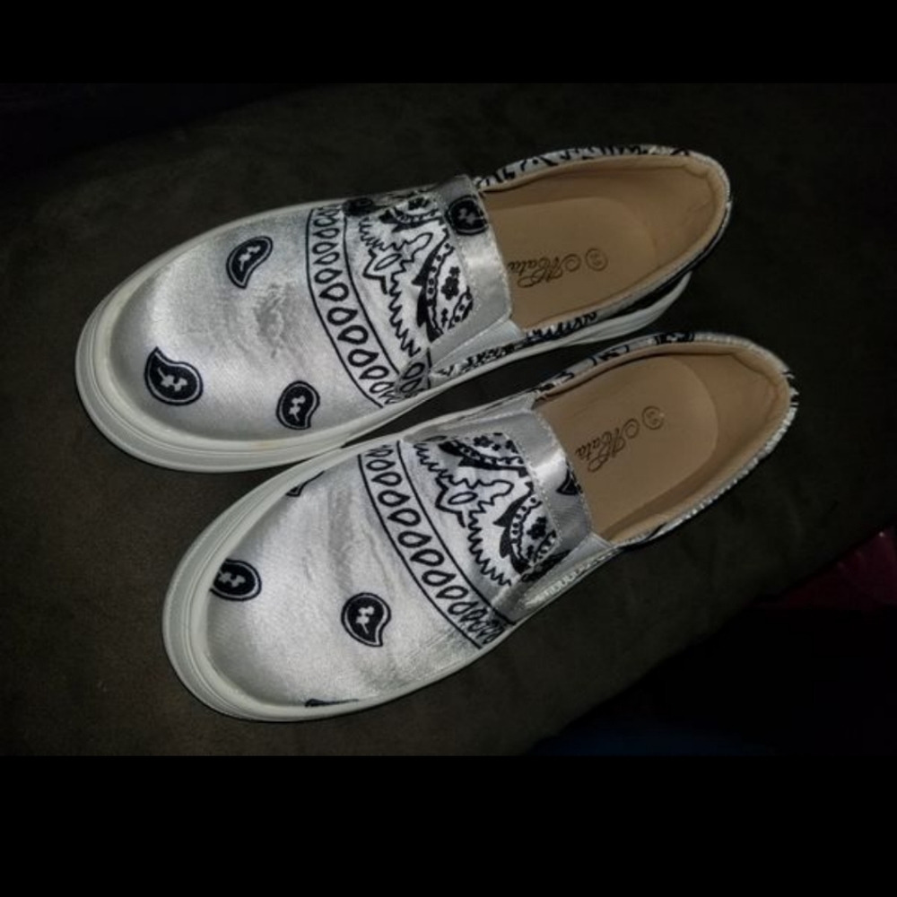 bandana sneakers